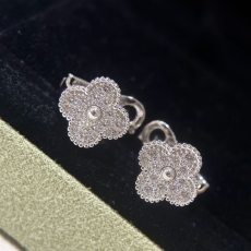 Vca Earrings